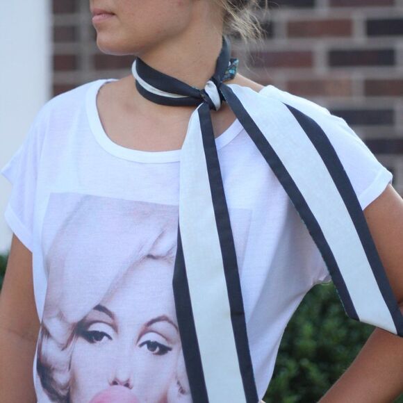 Teal Ornament White Line Reversible Skinny Scarf - Picture 2 of 7